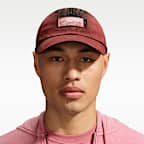 Gorra Swoosh con estructura Nike Dri-FIT Club