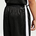 Conjunto de dos piezas con shorts deportivos Dri-FIT para niños talla pequeña Nike