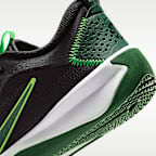 Nike Omni Multi-Court Big Kids' Indoor Court Shoes