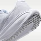 Nike Revolution 8 Straßenlaufschuh (Damen)