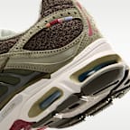 ナイキ エア マックス モト 2K ウィメンズシューズ