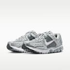 Nike Zoom Vomero 5 Men's Shoes