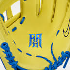 Nike Vapor Elite "Ronald Acuña Jr." Baseball H-Web Fielding Glove (Right-Hand Throw)