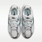 Nike V5 RNR Schuh mit reflektierenden Akzenten (Damen)