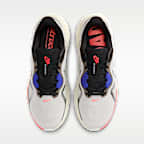 Tenis de correr en pavimento para hombre Nike Structure 26