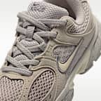 Nike V5 Runner Suede Younger Kids' Shoes