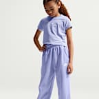 Nike Sportswear Club Fleece Older Kids' Loose Trousers