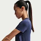 เสื้อแขนสั้นผู้หญิง Dri-FIT Nike One Classic