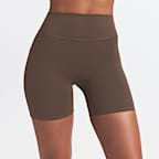 Shorts de ciclismo de 13 cm de cintura alta para mujer NikeSKIMS Matte