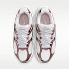Nike V5 RNR Women's Shoes with Reflective Design Accents