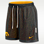 Shorts universitarios Nike Dri-FIT para hombre Iowa Reversible