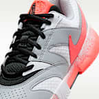 รองเท้าเทนนิสผู้หญิง NikeCourt Lite 4