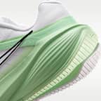 Sapatilhas de running em estrada Nike Downshifter 14 para mulher