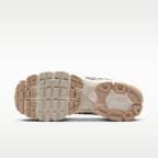 Nike Air Max Moto 2K Women's Shoes