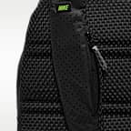 Nike Sportswear Essentials Sling Bag (8L)