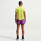 Nike Tempo Dri-FIT hardloopshorts met halfhoge taille en binnenbroekje voor dames