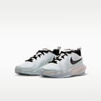 Nike S.T. Dynamite SE Older Kids' Basketball Shoes