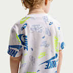 나이키 스포츠웨어 베이비(12~24개월) 프린트 티셔츠 및 경량 프렌치 테리 쇼츠 세트