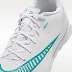 Nike Mercurial Vapor 17 Academy Turf Low-Top Soccer Shoes