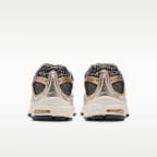 Nike Air Max Moto 2K Women's Shoes with Reflective Design Accents