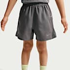 Conjunto de playera Miler y shorts Dri-FIT infantil Nike