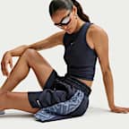 Shorts de tiro medio holgados para mujer Nike Sportswear Chill Lace