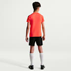 Ποδοσφαιρική κοντομάνικη μπλούζα Nike Dri-FIT Strike για μεγάλα παιδιά