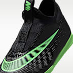 Nike Jr. Mercurial Vapor 17 Club Little Kids' Indoor/Court Low-Top Soccer Shoes