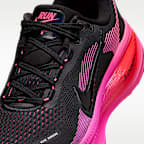 Tenis de correr en pavimento para mujer Nike Vomero 18