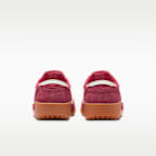 나이키 테라 만타 스웨이드 여성 신발