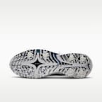 Nike Victory Tour 4 Golf Shoes