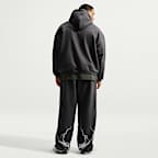 Nike Standard Issue angerauter Basketball-Hoodie (Herren)