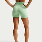 Shorts de ciclismo de tiro alto de 13 cm para mujer Nike Zenvy