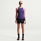 Nike Flow Pantalón corto de running 2 en 1 con cintura alta Dri-FIT - Mujer