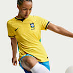 Jersey de fútbol Nike Aero-FIT Authentic de Brasil local 2026 Match para mujer