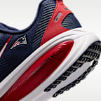 Nike Vomero 18 (New England Patriots) Men's NFL Road Running Shoes