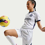 Inter Mailand 2026/27 Stadium Away Nike Dri-FIT Replika-Fußballshorts (ältere Kinder)