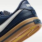 NikeCourt Legacy Older Kids' Shoes