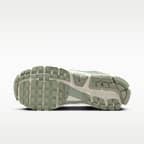 ナイキ ズーム ボメロ 5 メンズシューズ