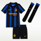 Inter Mailand 2026 Heimstadion dreiteiliges Nike Replika Fußballtrikot-Set (jüngere Kinder)