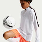 Nike Strike Older Kids' Dri-FIT Football Knit Drill Top