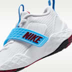 Nike Team Hustle D 12 Younger Kids' Shoes