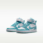 Tenis para niños grandes Nike Court Borough Mid 2