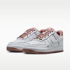 ナイキ エア フォース 1 '07 ミニ ジュエル ウィメンズシューズ