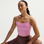 Nike One Camiseta de tirantes con sujetador deportivo integrado de sujeción media con almohadillas - Mujer