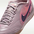 รองเท้าฟุตบอลไม่หุ้มข้อสำหรับสนามในร่ม/คอร์ท Nike Tiempo Streetgato PRM