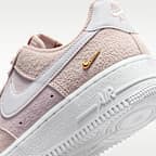 Chaussure Air Force 1 '07 Low SE pour femme