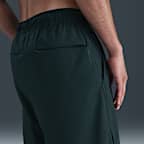 Shorts versátiles Dri-FIT de 18 cm 2 en 1 para hombre Nike Unlimited