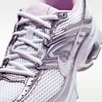 Nike Air Max Moto 2K Women's Shoes with Reflective Design Accents