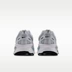 รองเท้าวิ่งโร้ดรันนิ่งผู้ชาย Nike Vomero 18